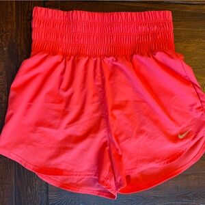 Nike One Dri-FIT Ultra High-Waisted 3" Brief-Lined Shorts Women’s Size Small